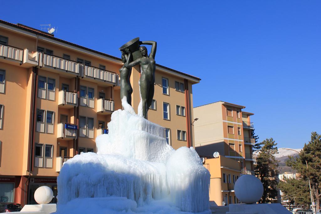 Hotel Castello L'Aquila Ngoại thất bức ảnh